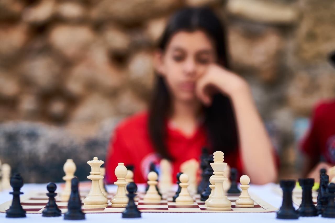 How to avoid missing the most obvious chess moves? — Mind Mentorz